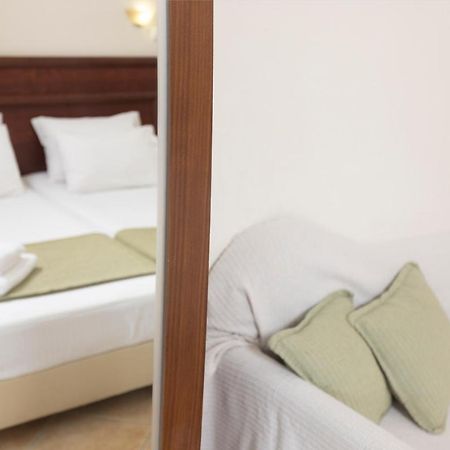 Xanthos Studios Пефкохори Экстерьер фото